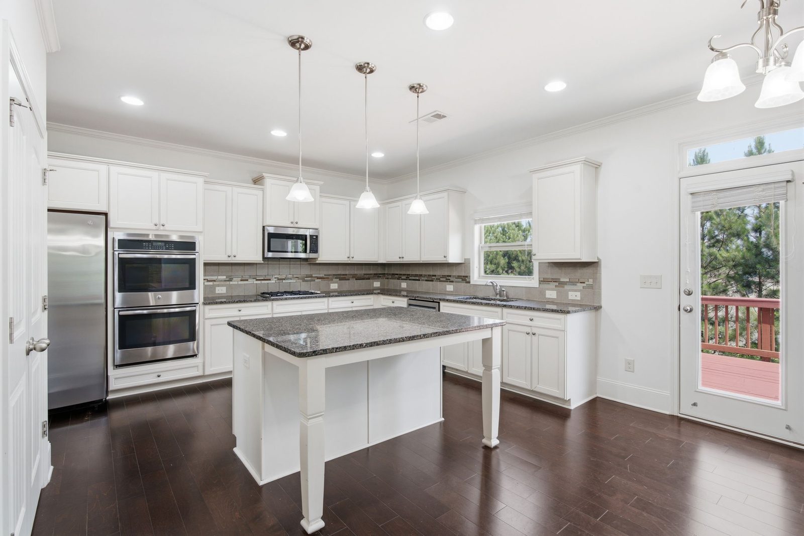 4235 Isabelline Bluff — photo 3