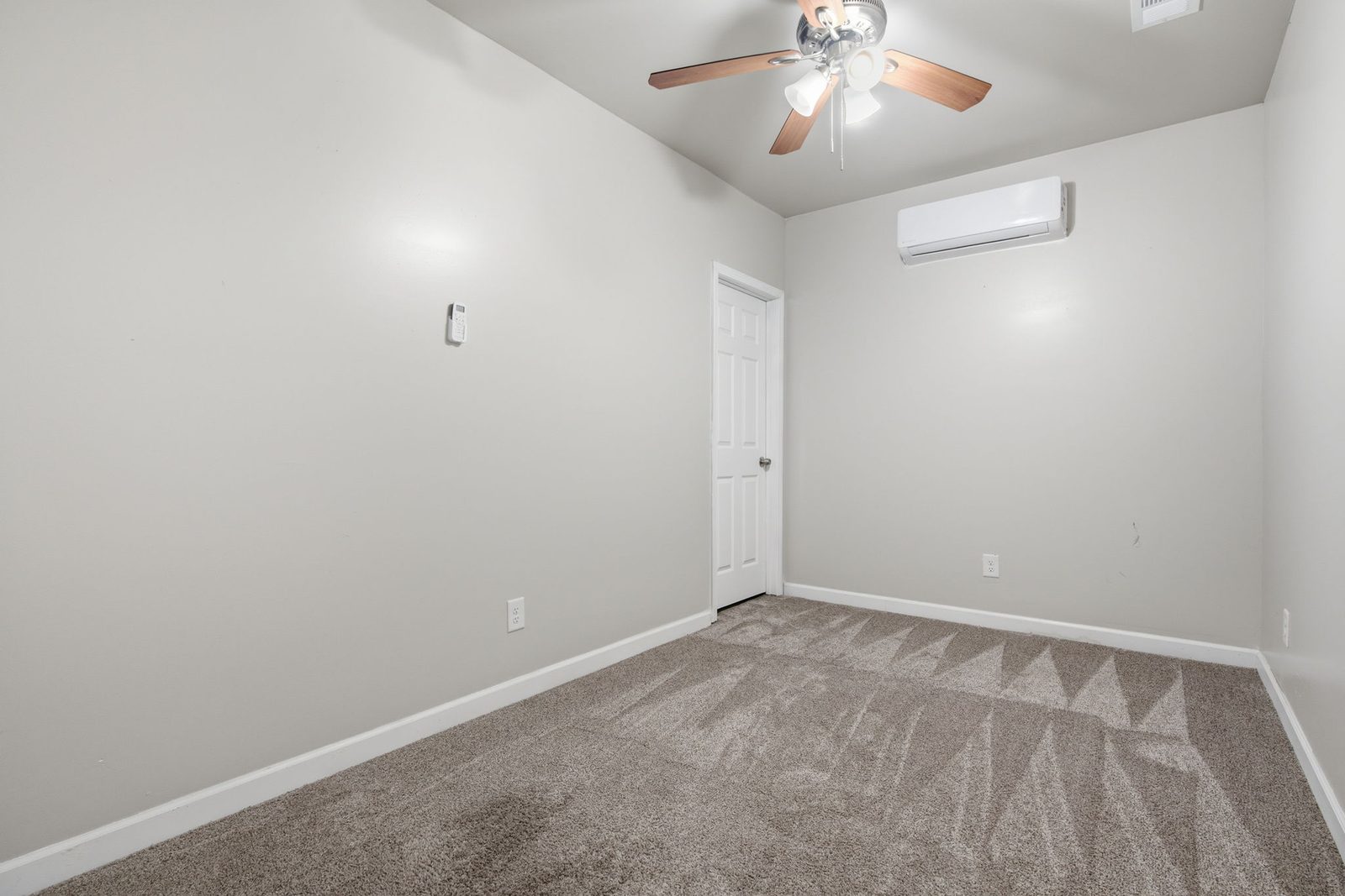 4235 Isabelline Bluff — photo 45