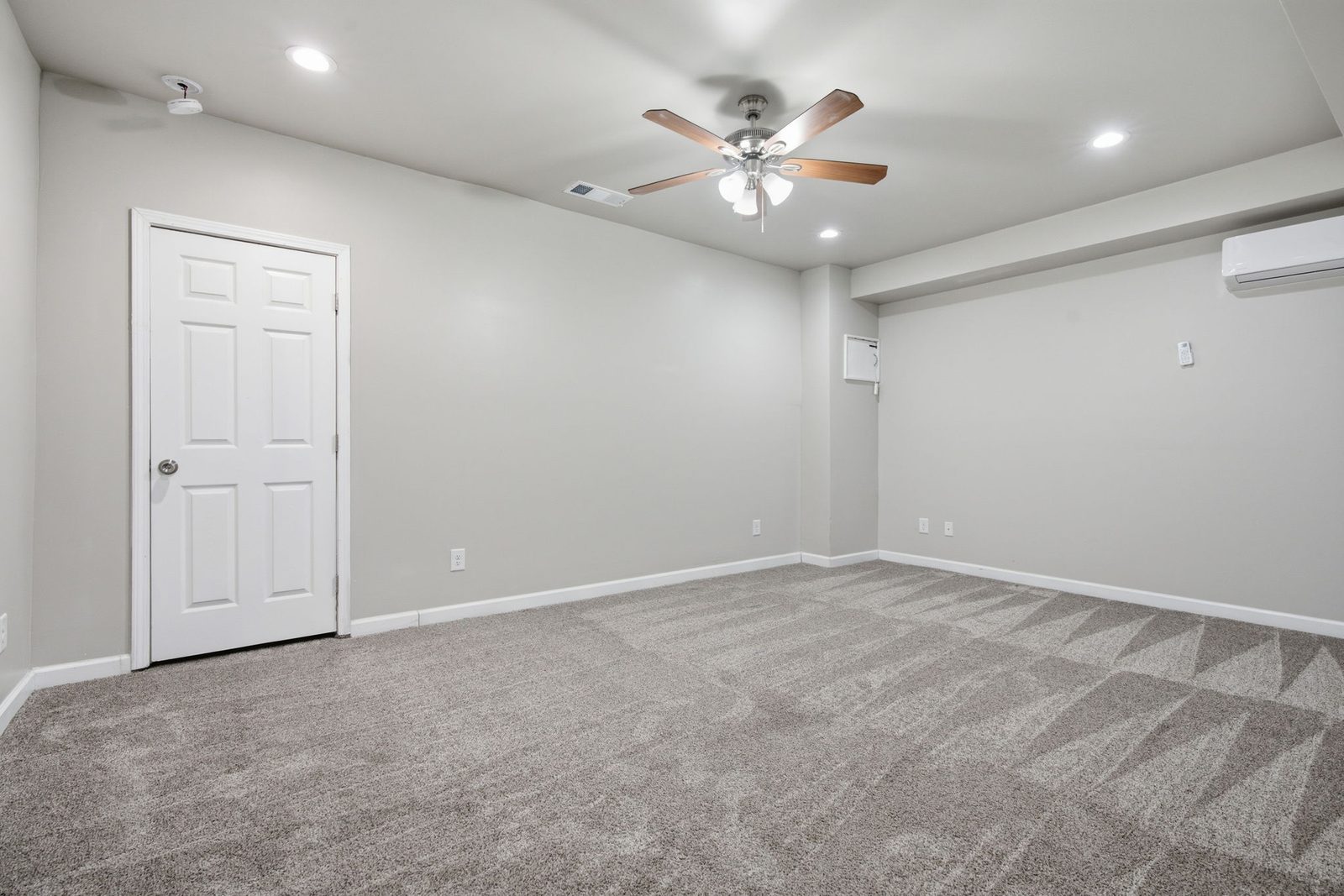 4235 Isabelline Bluff — photo 47
